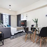 Furnished 1-Bedroom In Avida Towers Riala, Cebu It Park With Fast Wifi, Netflix, Pool And More
